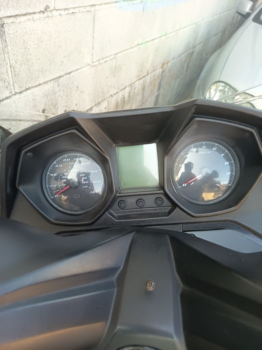 Scooter Kymco 350i superdink  "downtown"12/2017