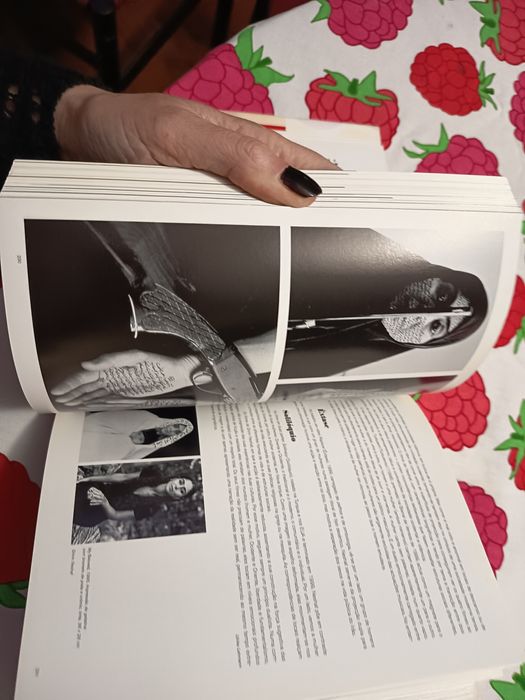 Mulheres artistas tashen