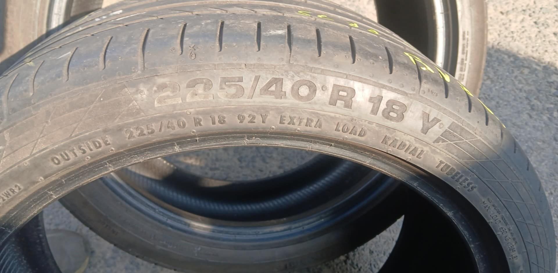 Opony 225/40/R18