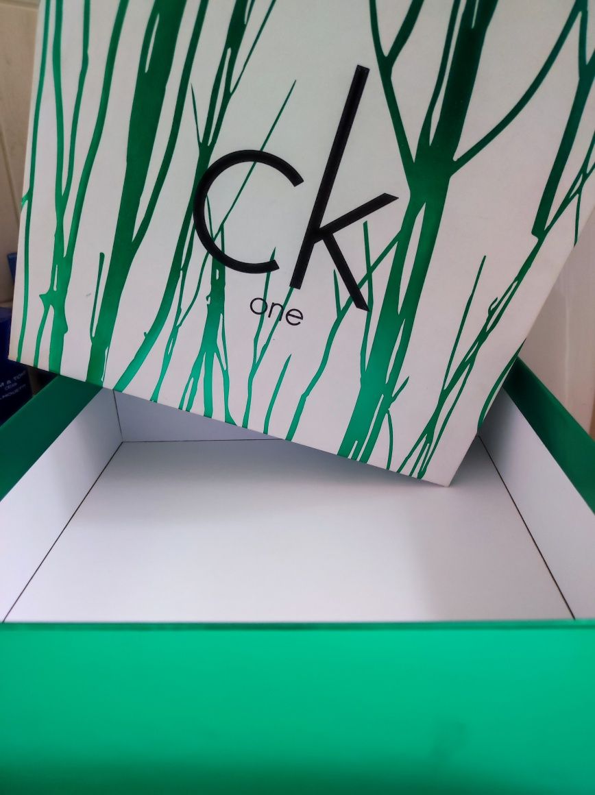 Pudelko po perfumach Calvin Klein One nowe