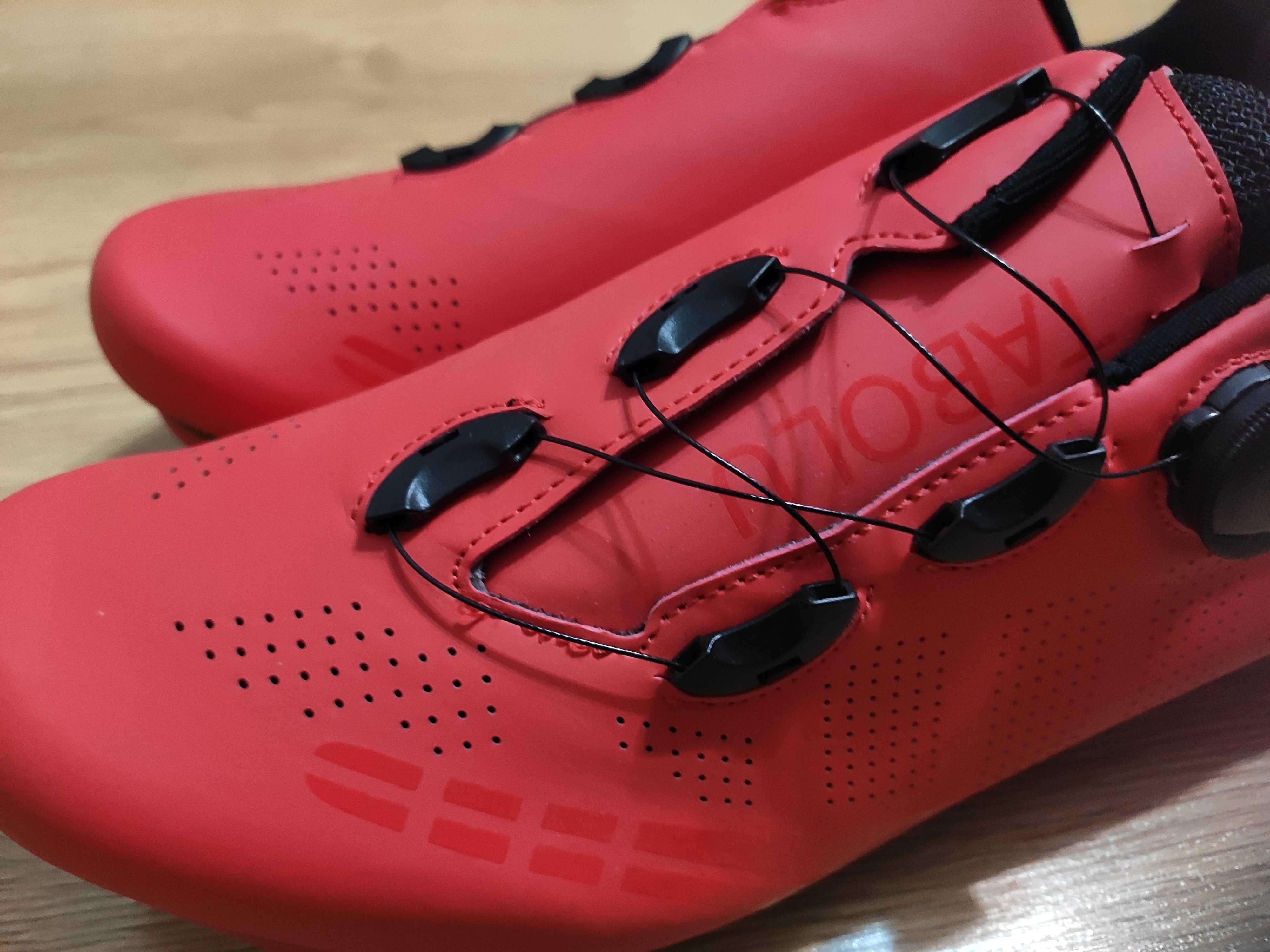 Nowe Buty męskie czerwone MTB r. 46