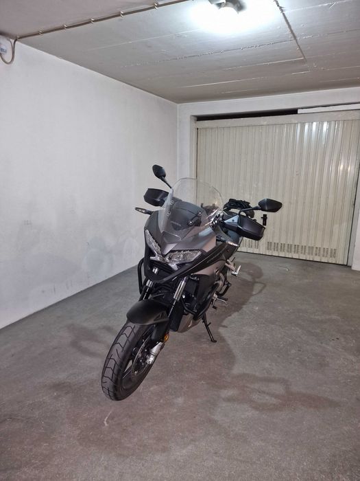 Honda Crossrunner 800