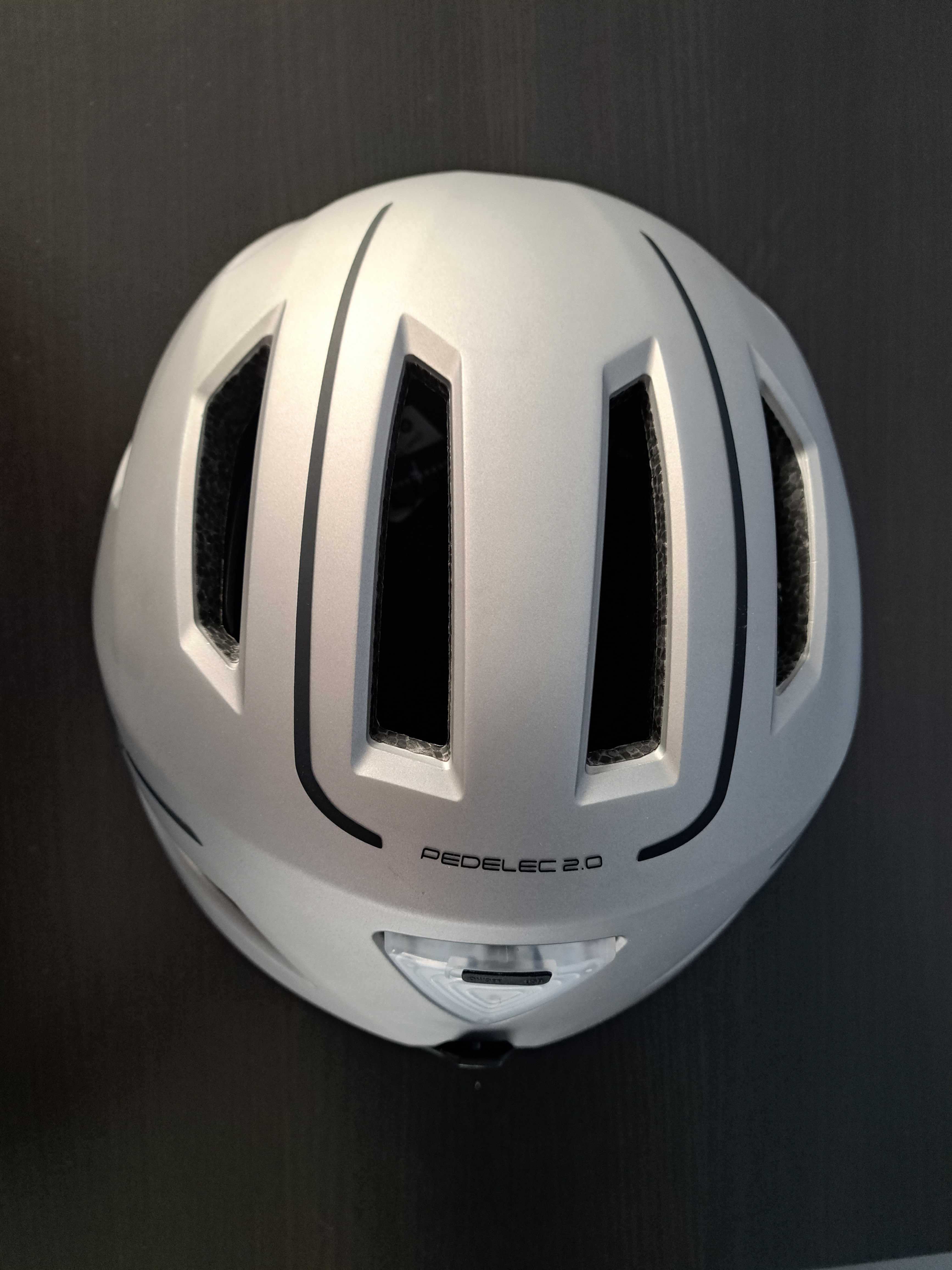 Kaski Kask rowerowy Abus Pedelec 2.0 r. r. 52-57 cm