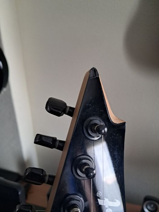 Guitarra elétrica Cort X6
