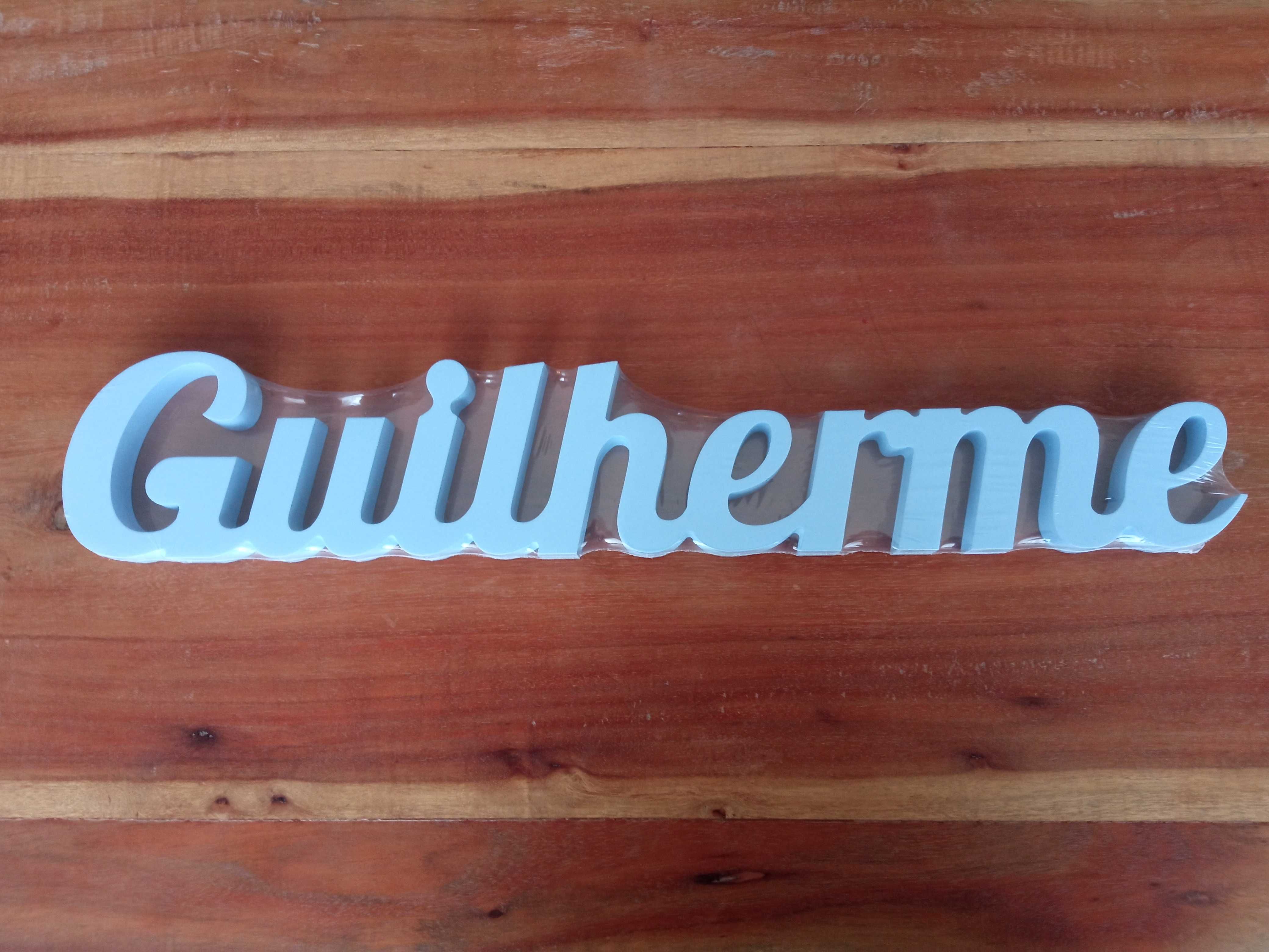 Placa com o nome Guilherme (50x10), nova, ainda embalada