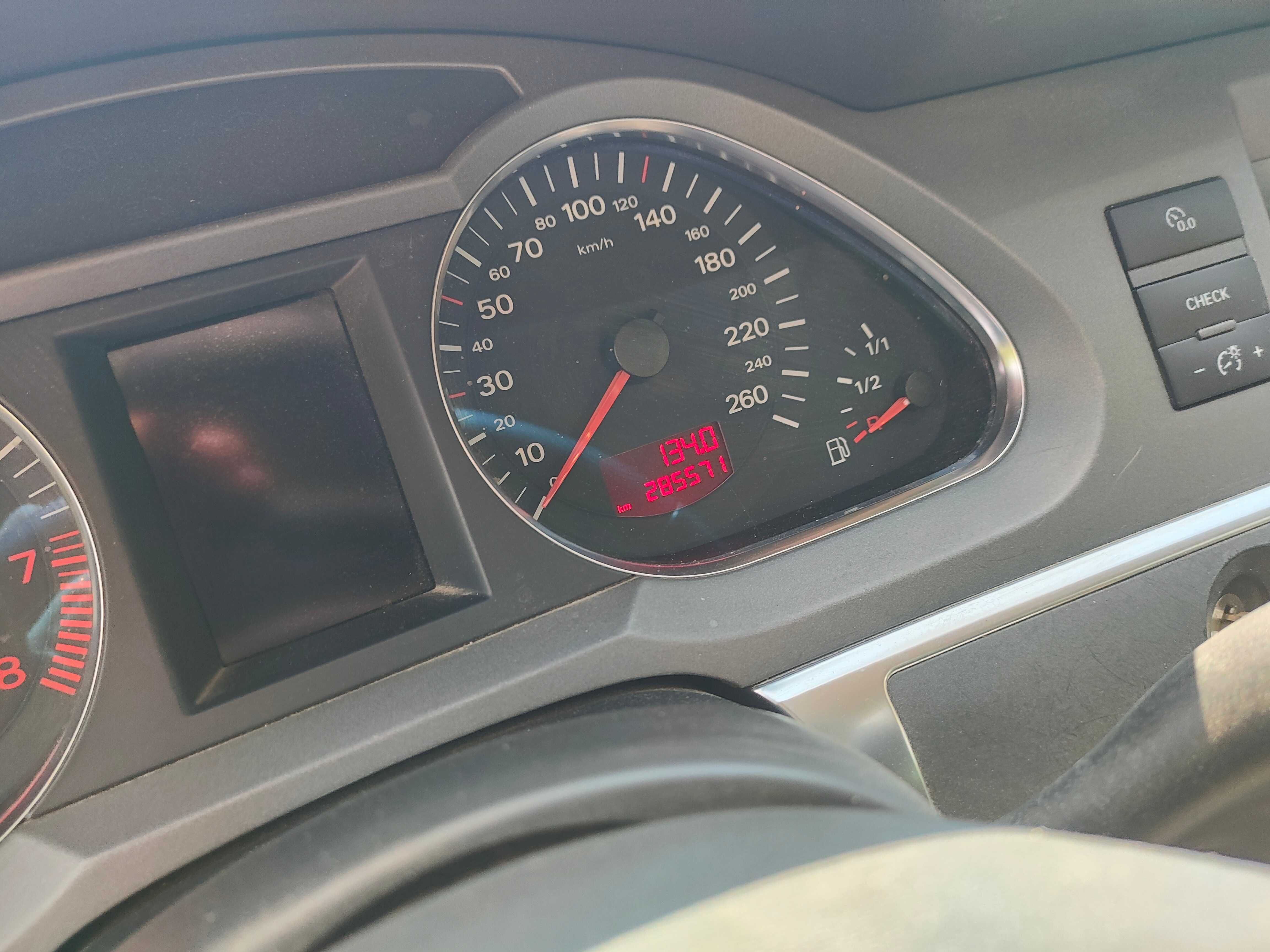 Sprzedam audi a6c6 2,4 lpg