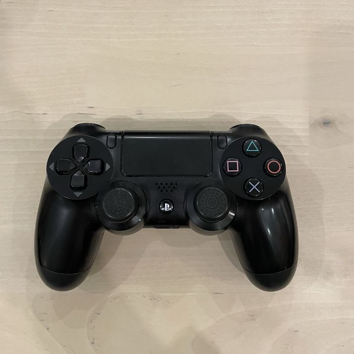 Konsola Playstation 4