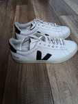 Buty Veja 42r (27cm)