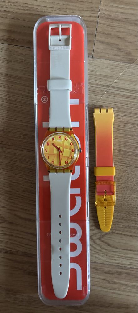 Годинник SWATCH Mango
