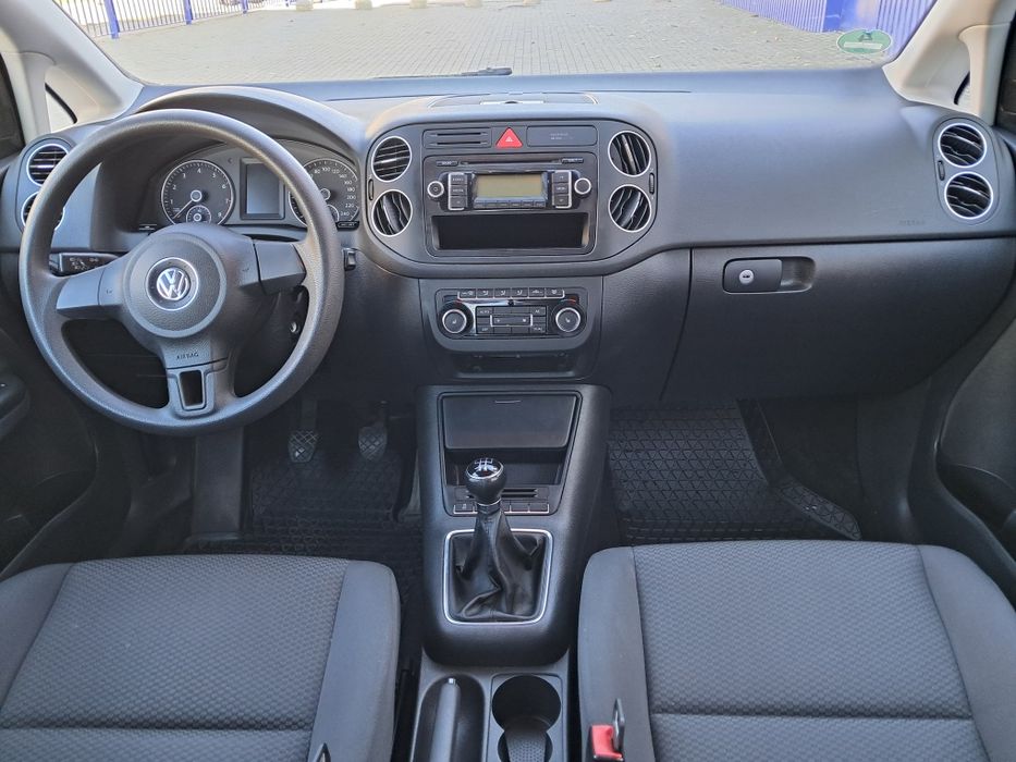 Продам Golf Plus 2010