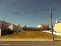 Lote com 420 m2 no Jardim de Baixo
