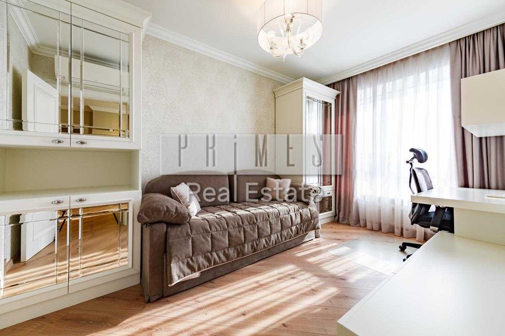 Продаж 3к квартири, ЖК Володимирський, вул. Антоновича (Горького) 109