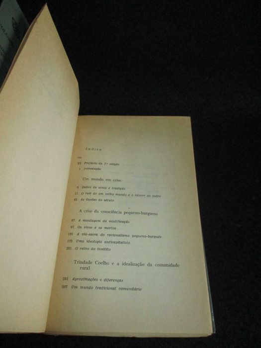 Livro A Crise da Consciência Pequeno-Burguesa Augusto da Costa Dias