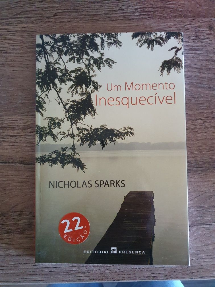 Livro "Um momento inesquecivel" de Nicholas Sparks 22°edição