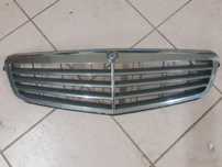 Grelha frontal - Mercedes-Benz