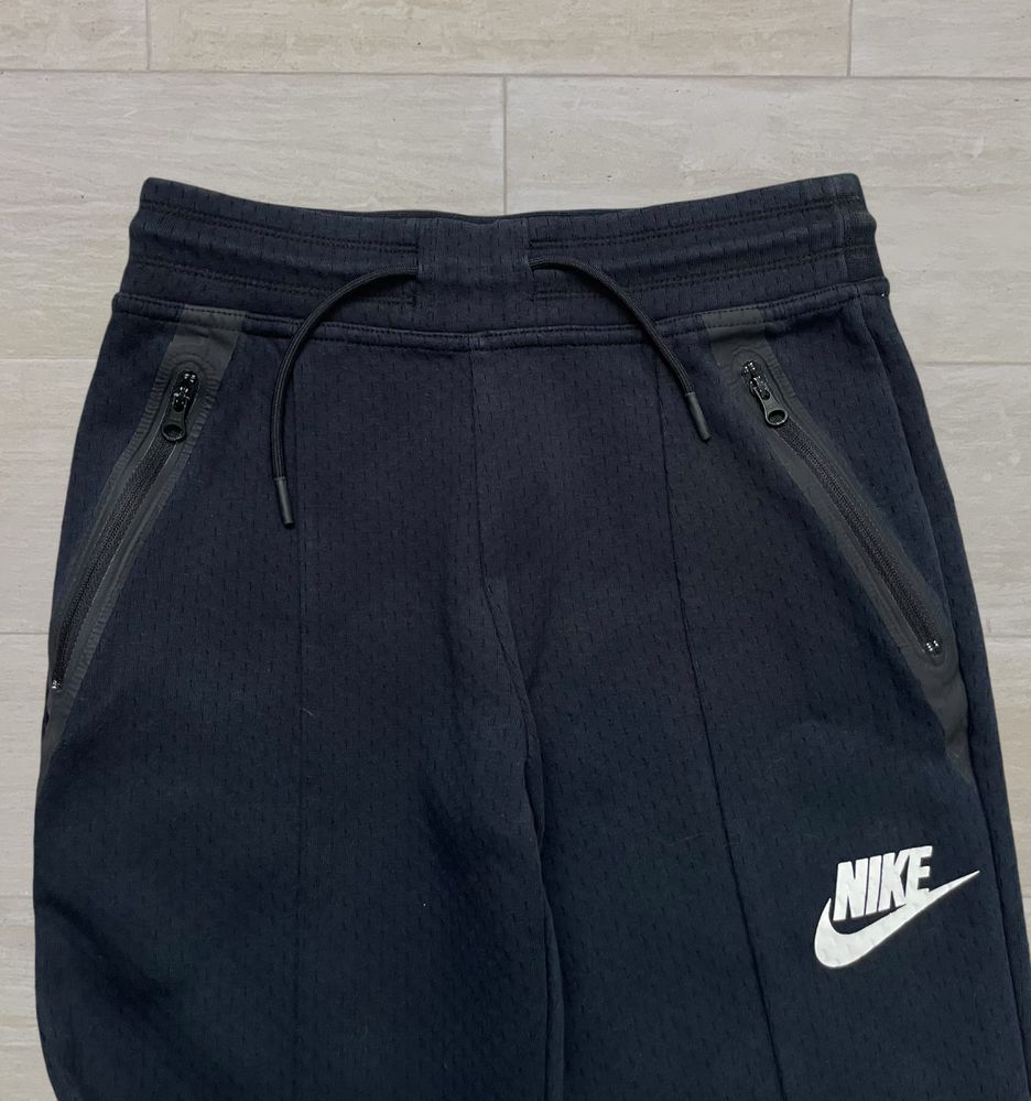 Оригінальні спортивні штани NIKE найк на 8/10 років