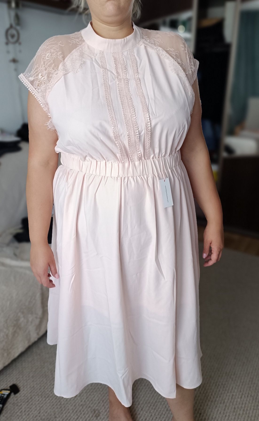 Nowa sukienka dla wysokiej osoby. Plus size 50. Koktajlowa