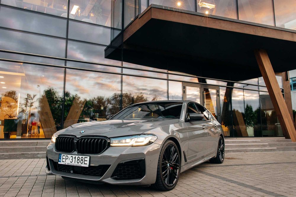 Wynajem BMW m550i 550km 4.4 V8 -  głośny wydech