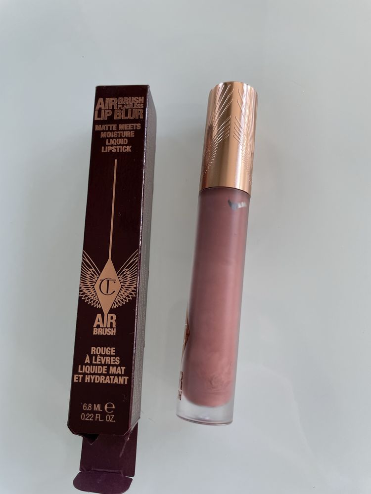 Pomadka Charlotte Tilbury Air brush Pillow Talk Medium Blur