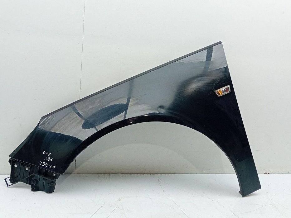Guarda-lamas esquerdo OPEL Insignia A Sports Tourer (G09)