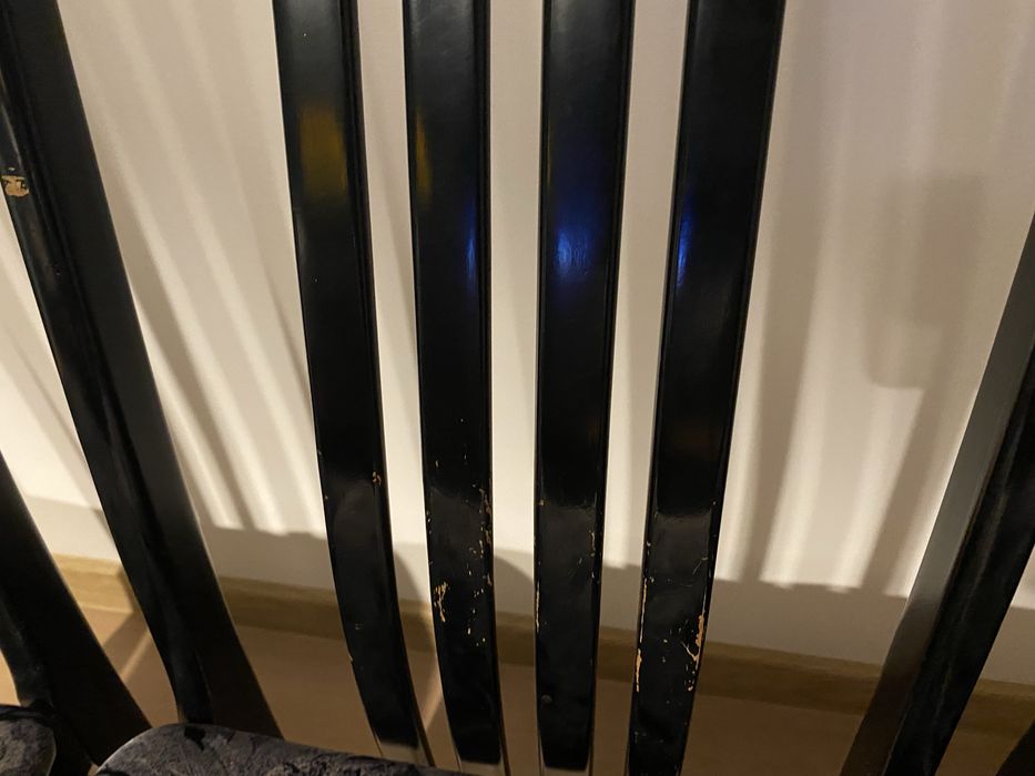 Sprzedam tapicerowane , drewniane krzesła ( 6 sztuk)