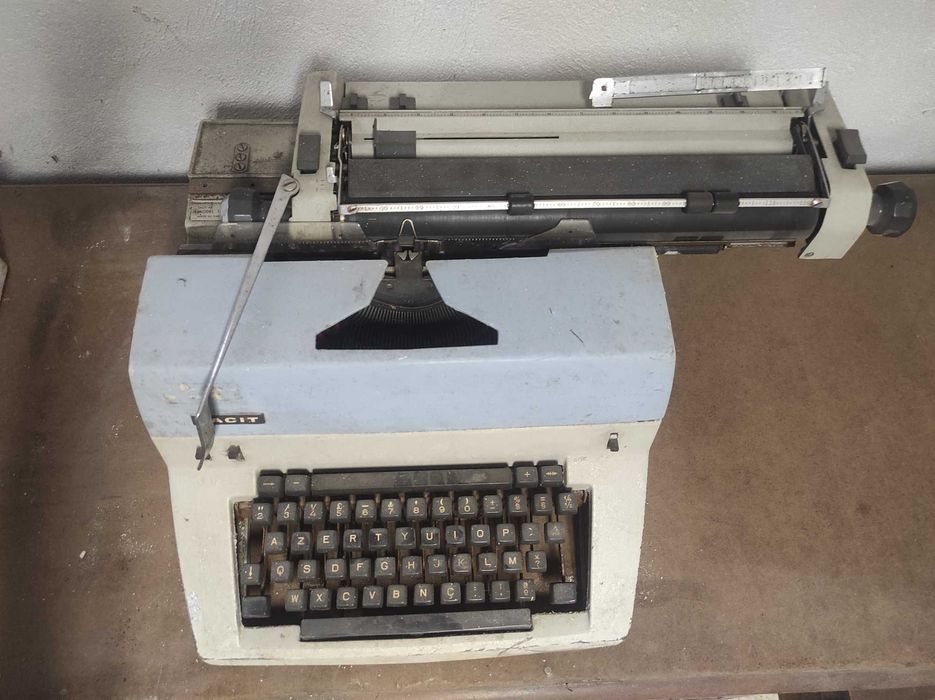 Máquina de Escrever Vintage Facit AB - Model 1730
