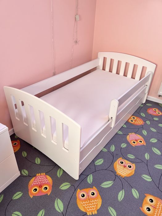 Łożko białe dla dziecka z barierką 90x160