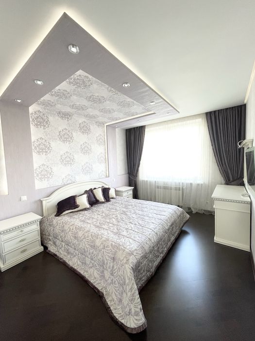 Від власника. Оренда квартири Севастопільська площа, є генератор.