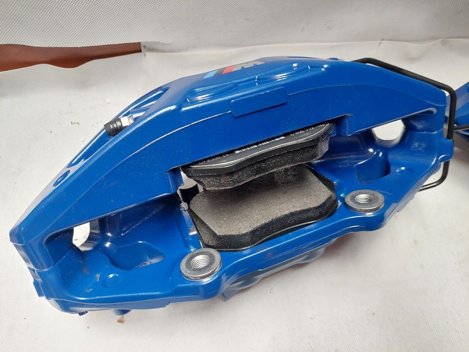 Nowe zaciski klocki 374mm M-Pakiet BMW 5 7 G11 G20 G30 X3 G01 swap