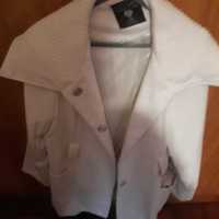 casaco branco de senhora
