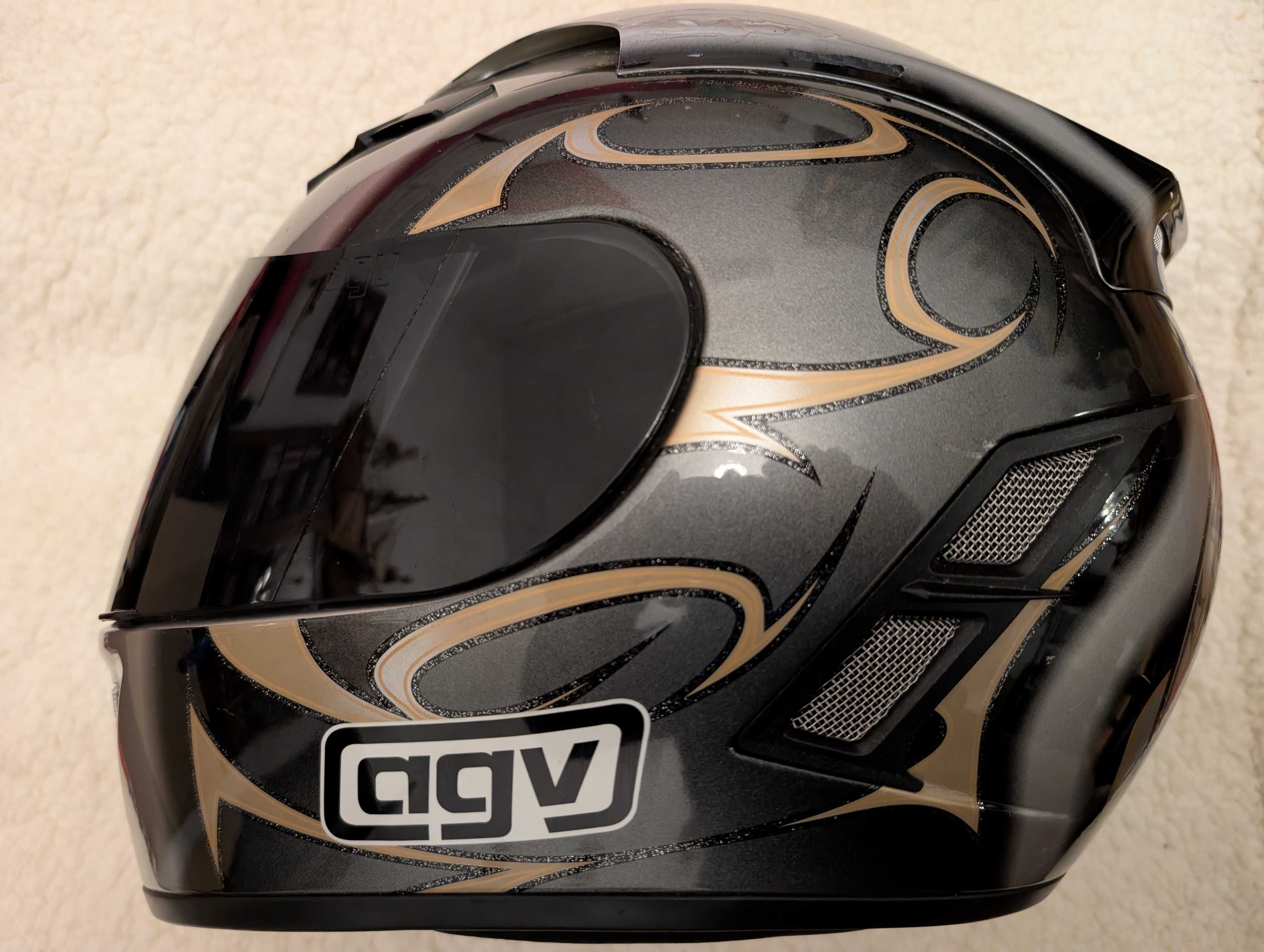 Vendo capacete AGV Stealth em carbono tamanho XL usado