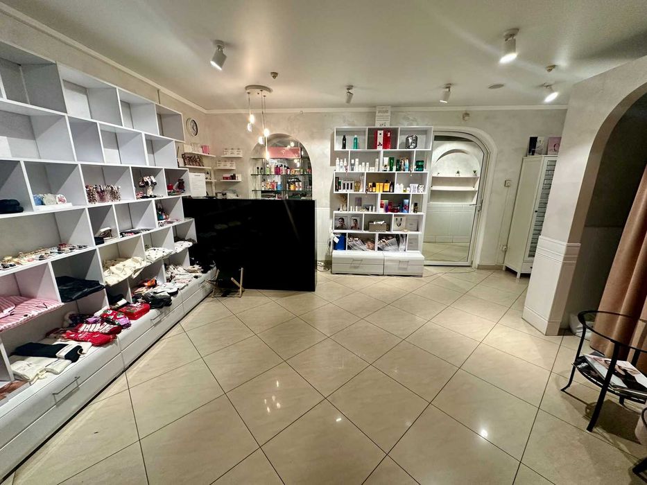 Продається стильне приміщення в Центрі