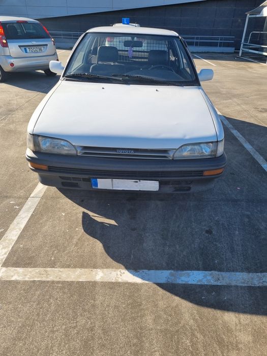 Toyota corola 2 lugares