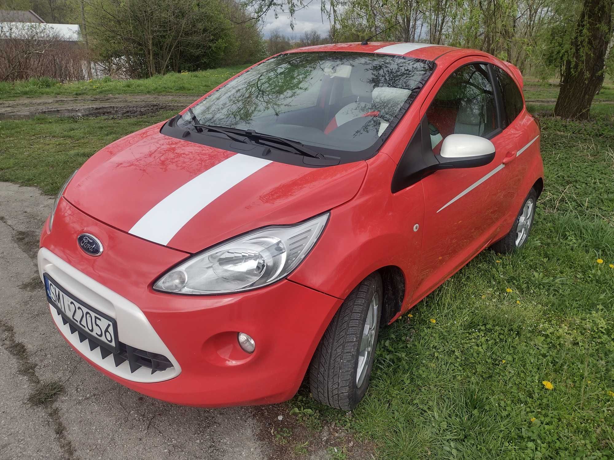 Sprzedam samochód Ford KA Titanium 1,2 benzyna 2011