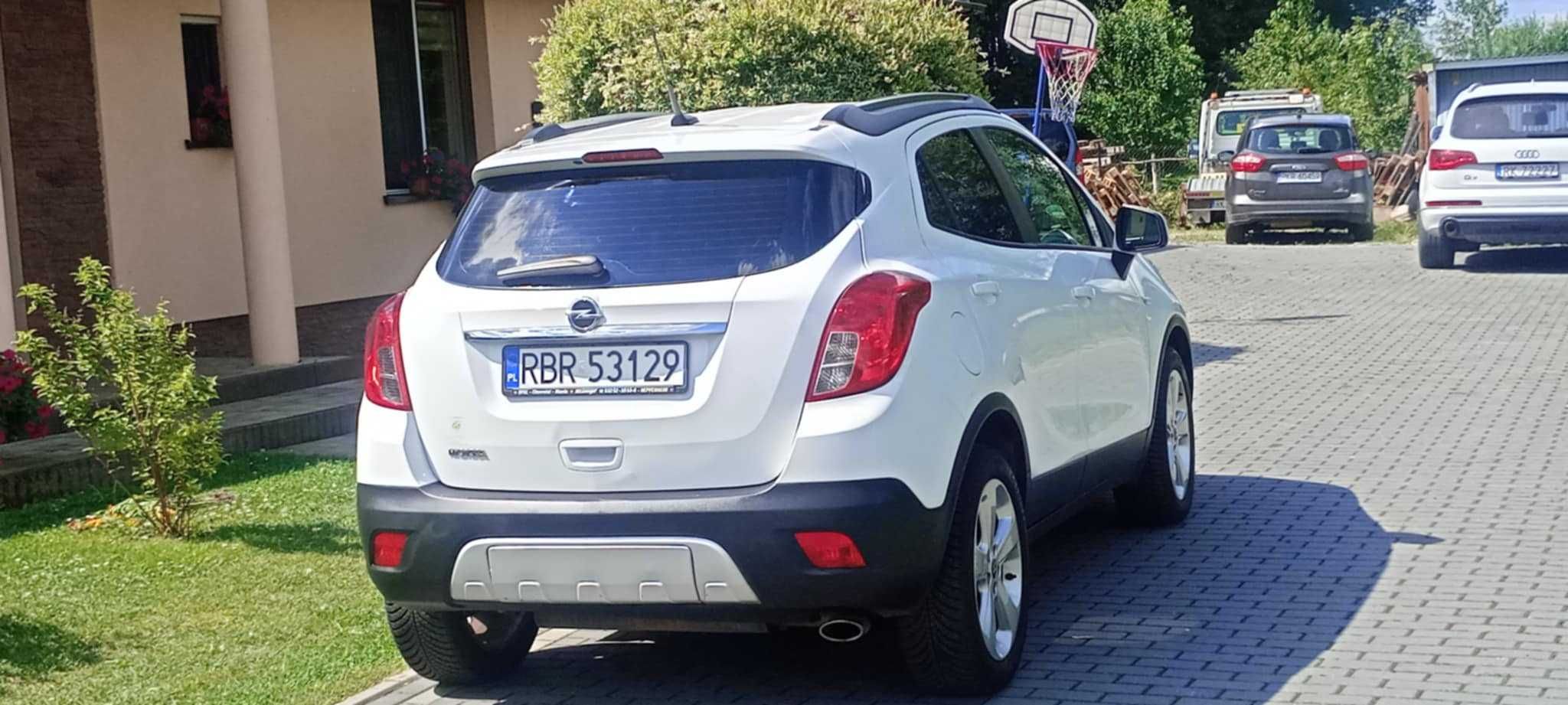 Opel Mokka 1.6 Benz zwykły biała alu 18 śliczna pełen serwis z Niemiec
