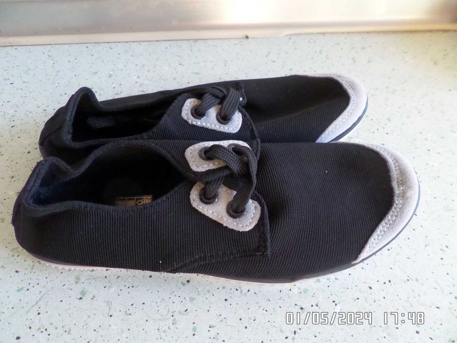 Zestaw letnich butów roz 34/35/36  15 sztuk za 70zł