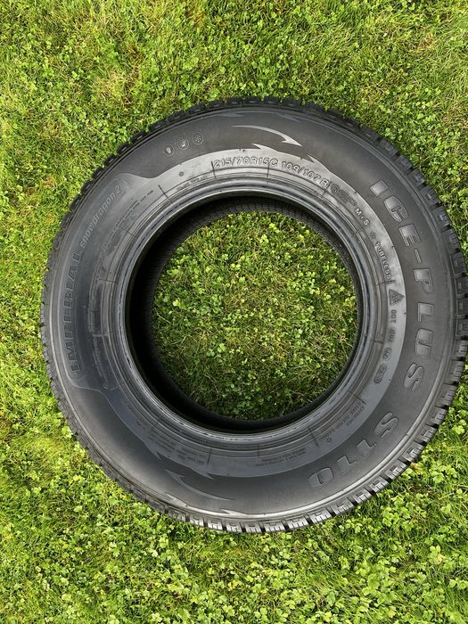 Komplet opon zimowych „15” - KAMPER/Bus : 215/70R15C SNOW DRAGON2
