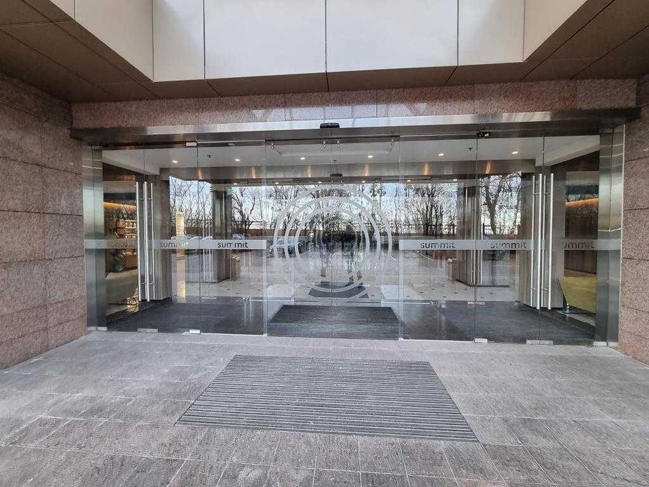 Оренда офісу 950 кв.м. Open space. Грушевського 9Б. БЦ. Печерськ не КЦ