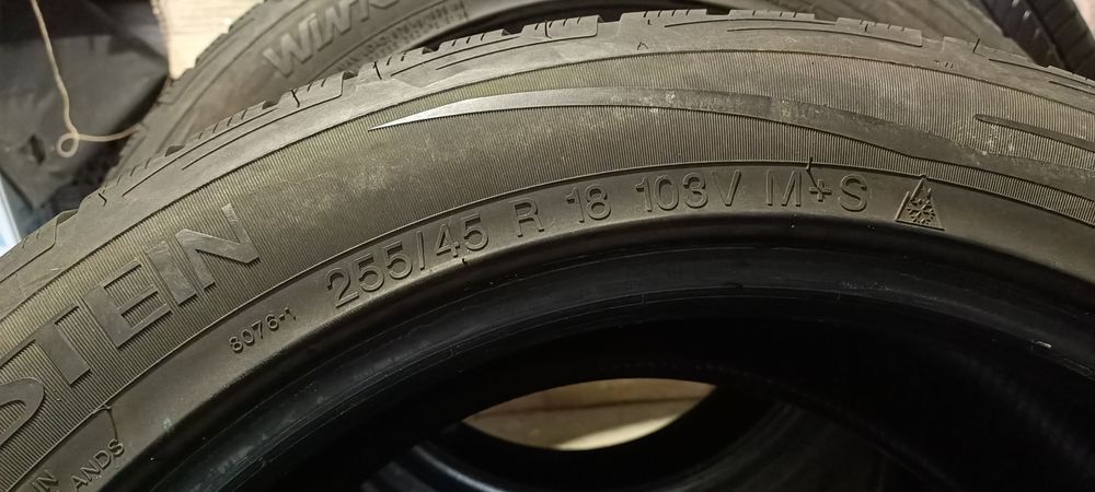 Шини зимові 255/55 R18 VREDESTEIN 2018р