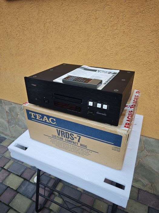 Teac VRDS-7 CD програвач