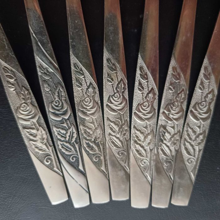 Вилки столовые СССР цветы розы  нержавеющая сталь нержавейка новые