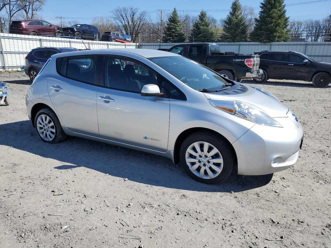 2016 Nissan Leaf S