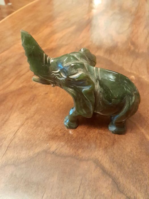 Elefante em jade