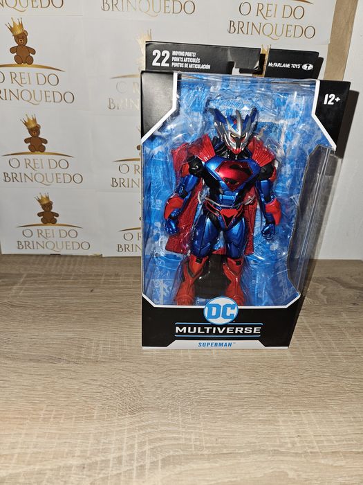 Figura DC multiverso