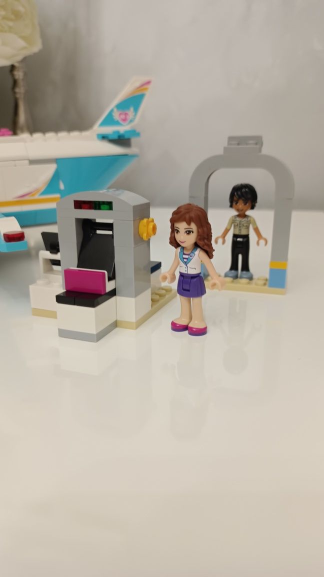 Lego friends 41100 та 41319 оригінал