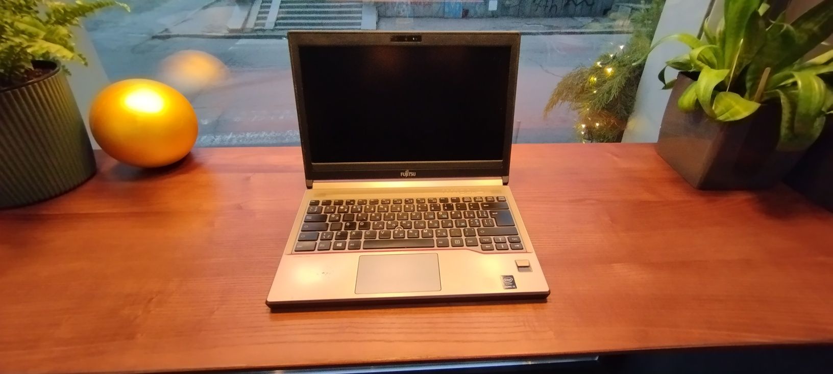 Ноутбук Fujitsu i5-4300M 8GB ОЗУ 256gb ssd