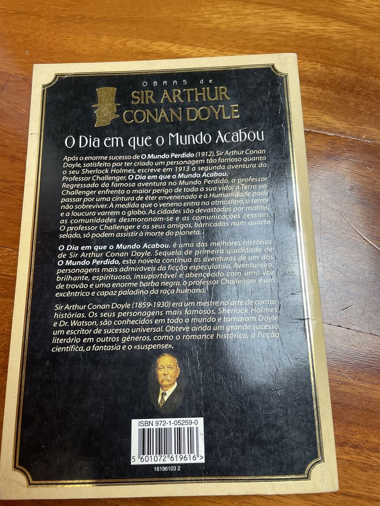 Livro “ O dia em que o mundo acabou” de Sir Arthur Conan Doyle