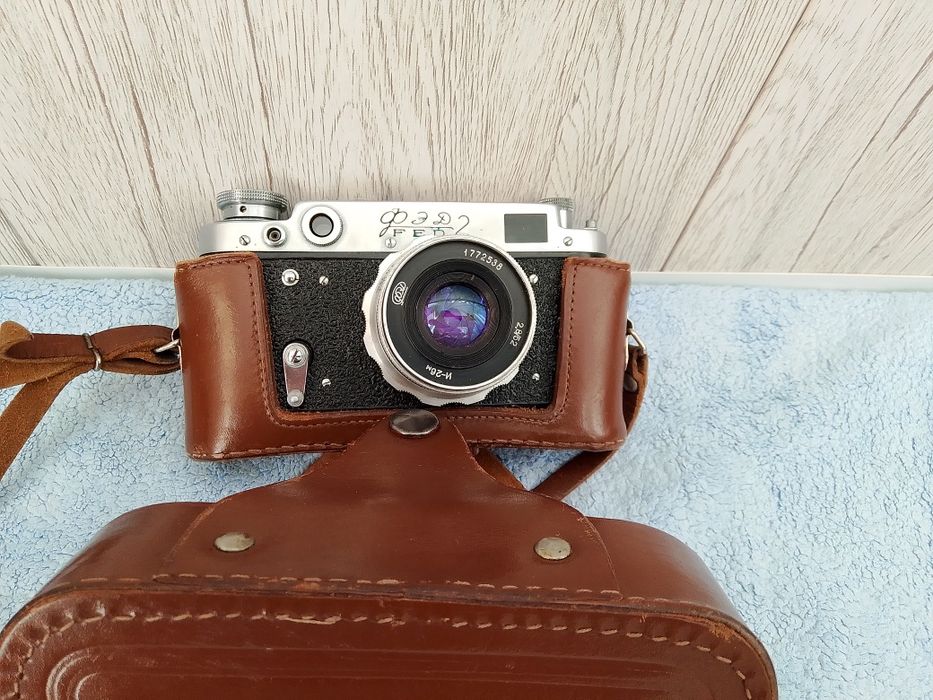 Фотоаппарат ФЭД-2 с камерой И-26м / СССР