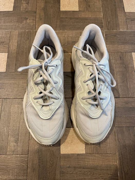 Кросівки,кроссовки Adidas Ozweego