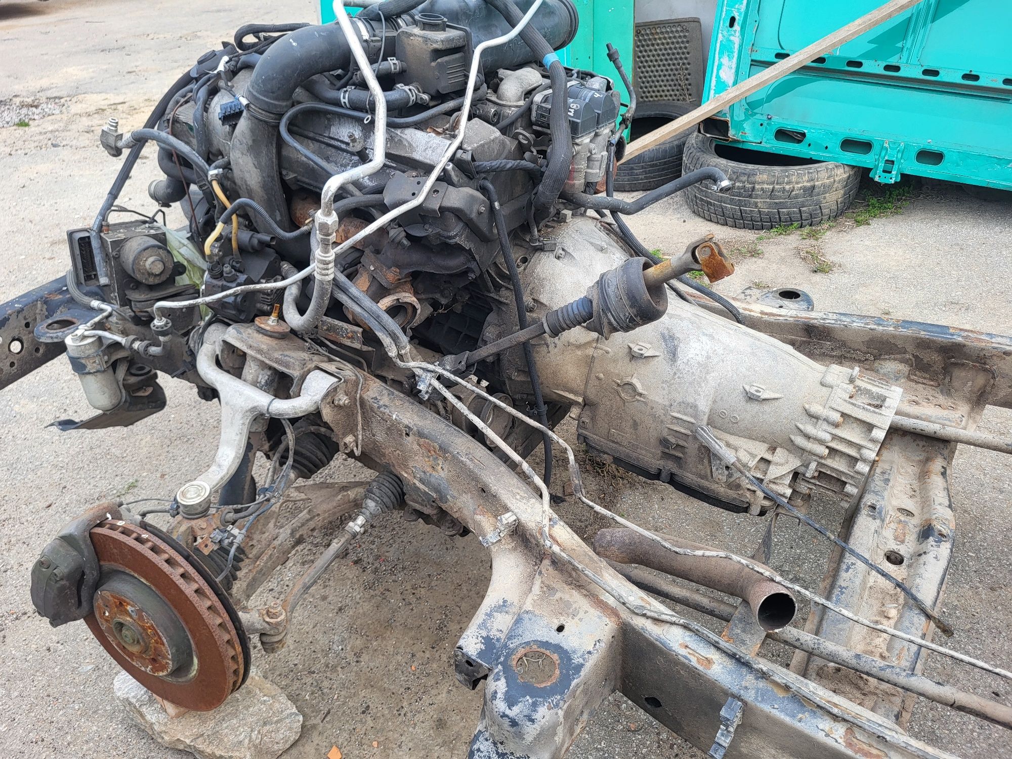 Мерседес ML 400. Запчастини